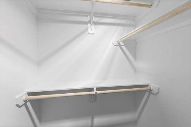 Building Photo - 226 Hyta St