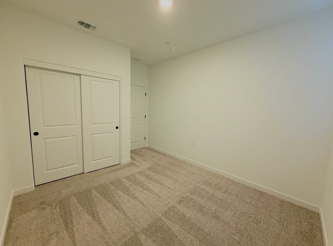 Building Photo - 4735 Sami Jo Dr