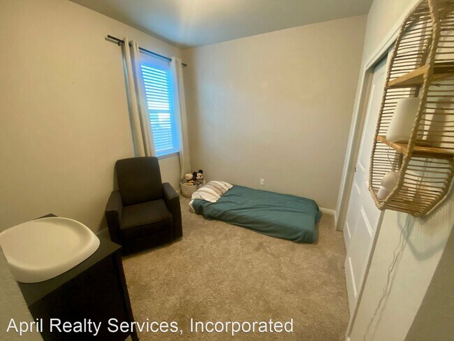 Building Photo - 3 br, 2 bath House - 130 Lullaby Ln