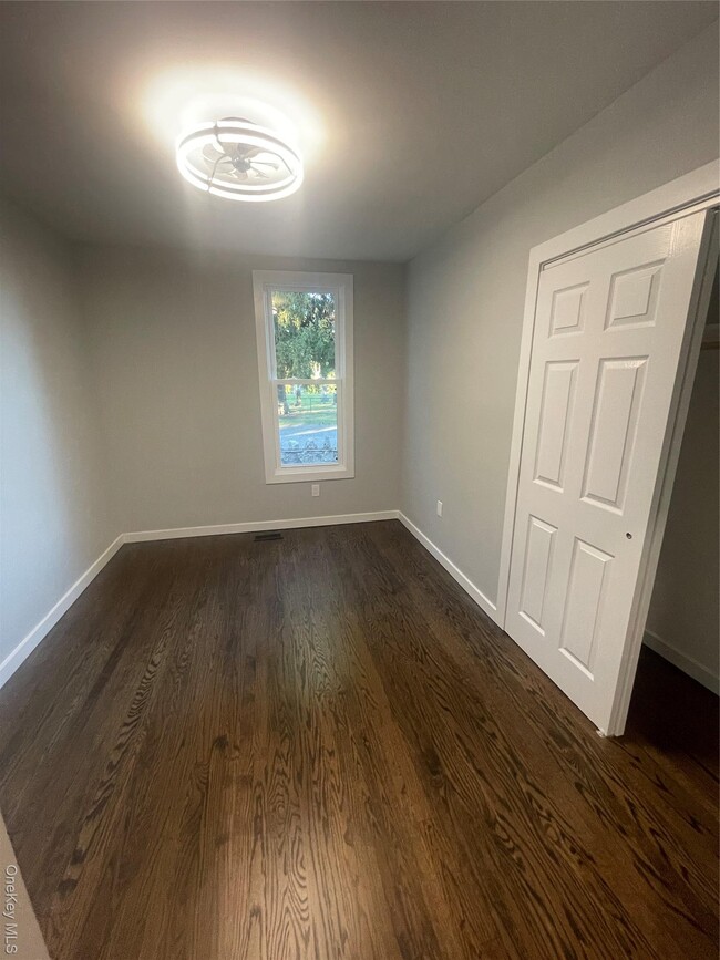 Building Photo - 33 Mailler Ave