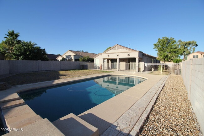 Building Photo - 3552 S Cosmos Dr