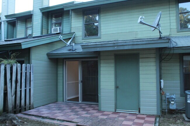 Building Photo - New remolded two close to Fort Gordon and Downtown Augusta Medical Center S