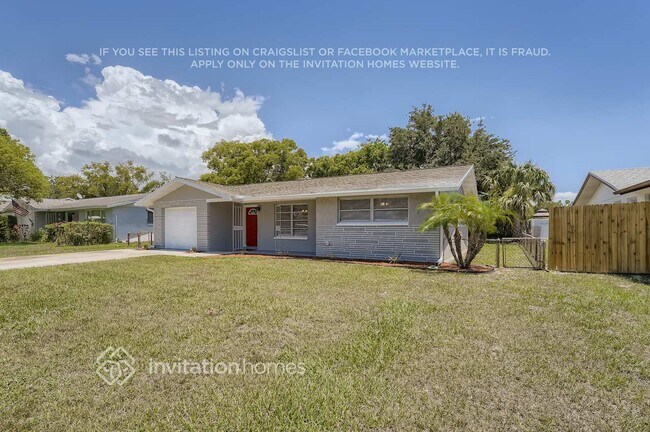 Building Photo - 7530 Rosewood Dr