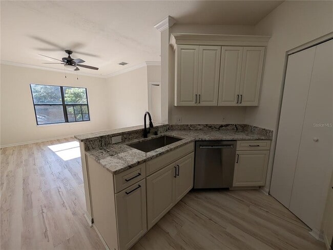 Building Photo - 2107 Portofino Pl