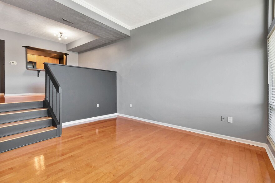 Building Photo - 540 Tusculum Ave
