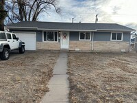 Building Photo - 3 BED, 1 BATH HOME CLOSE TO FORT CARSON, P...