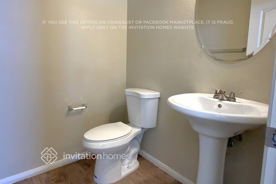 Building Photo - 5129 Piney Summit Ave