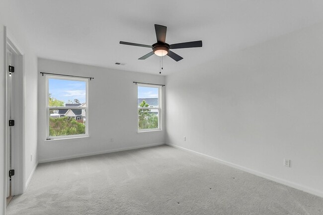 Building Photo - 443 Duskywing Dr