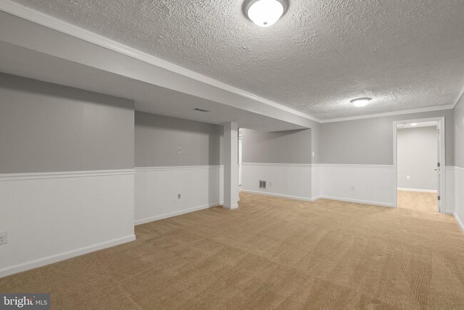 Building Photo - 20303 Marketree Pl