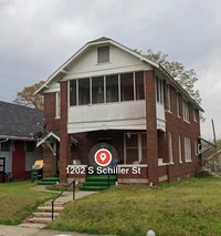Building Photo - 1202 S Schiller St