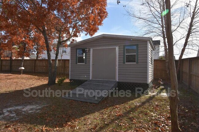 Building Photo - 89 Person Ct