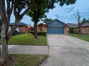 Building Photo - 4244 Flamingo Way