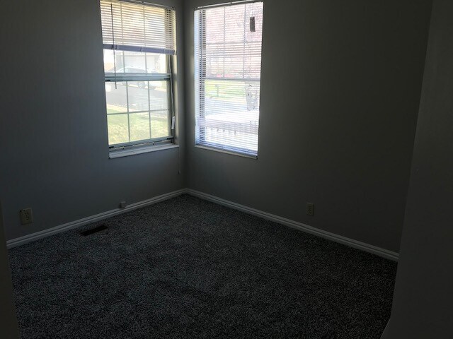 Building Photo - Great layton home close to HAFB