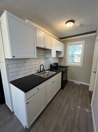 Building Photo - 15-17 5th Street