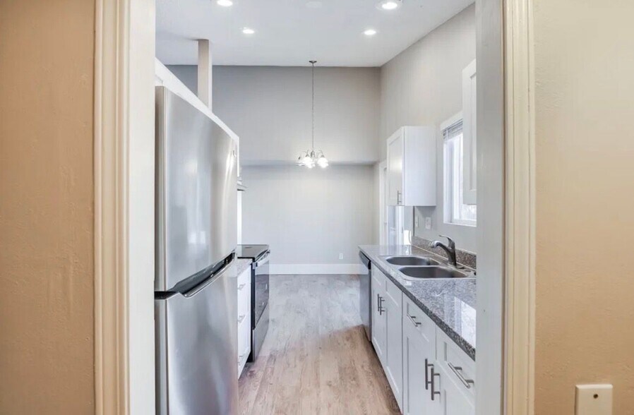 Building Photo - 17487 E Temple Dr