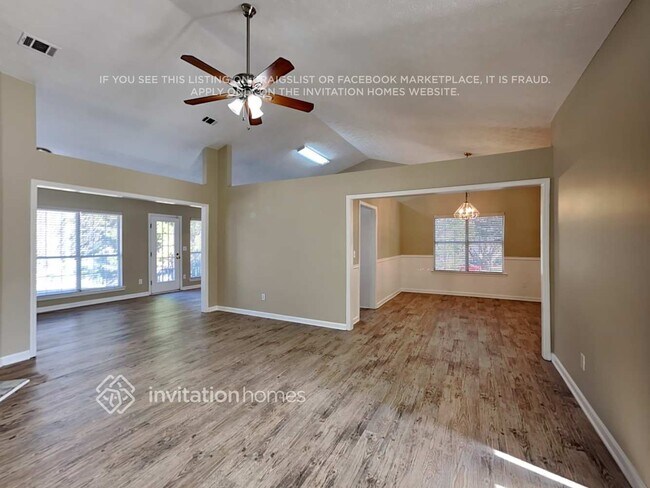 Building Photo - 1679 Crestfield Ln NW