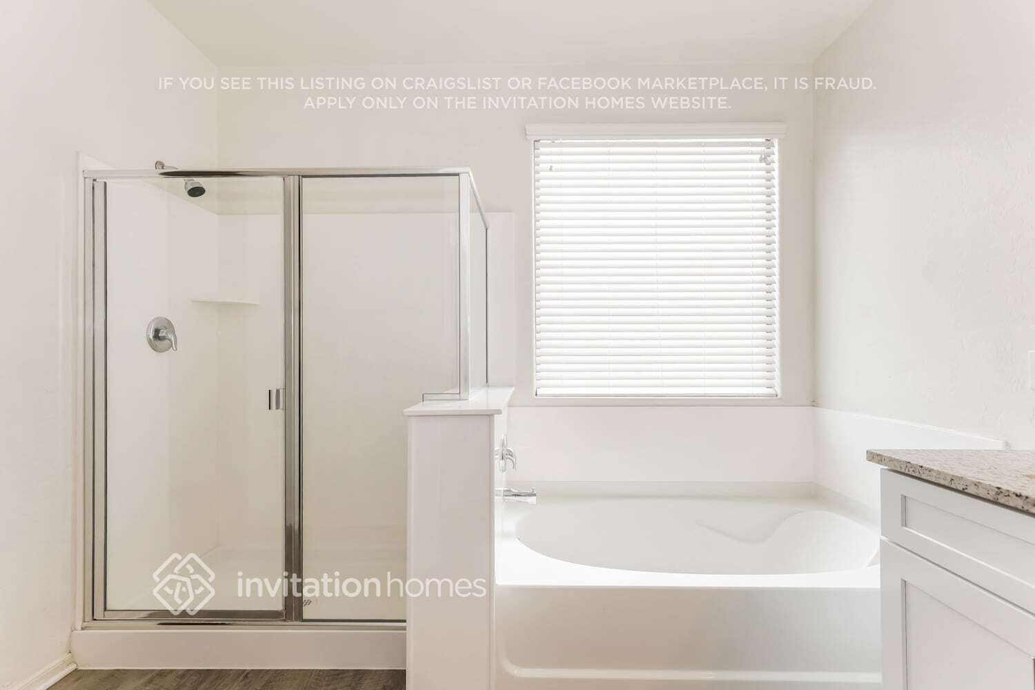 Building Photo - 11855 W Monte Vista Rd