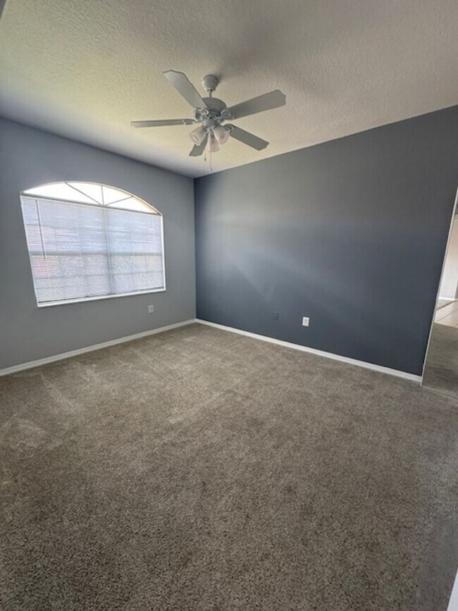 Building Photo - 2 bedroom 2 bathroom Condo in Gardens at Beachwalk