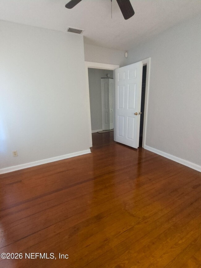 Building Photo - 2414 Prospect St