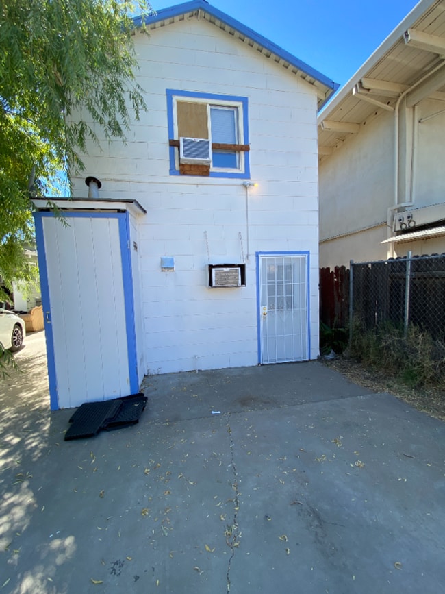 Building Photo - 2318-22 EMPRESS STREET