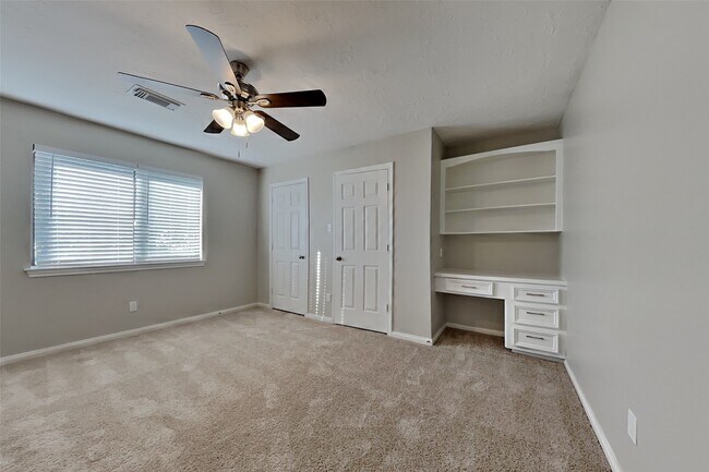 Building Photo - 3423 Berry Grove Dr