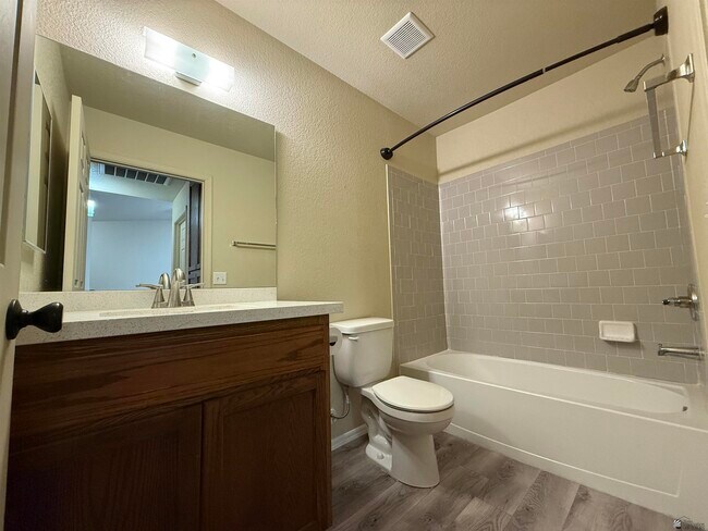 Building Photo - 7375 E 39th St