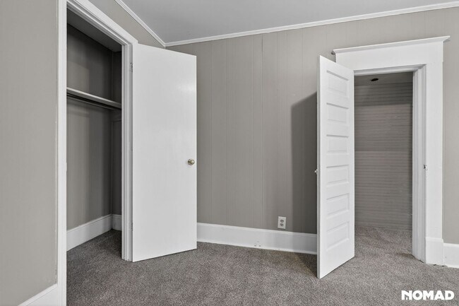 Building Photo - Charming 2BR Apartment in Winston Salem