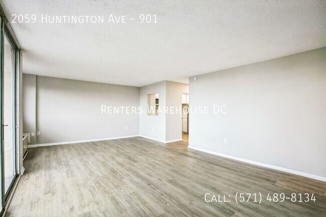 Building Photo - 2059 Huntington Ave