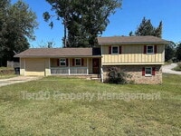 Building Photo - 4500 Linda Dr