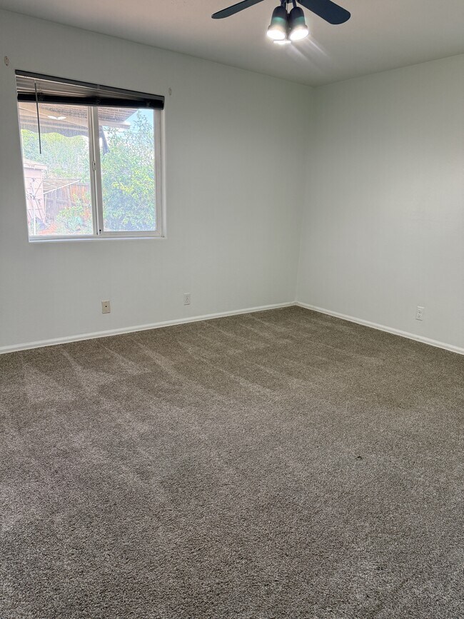 Building Photo - 1208 Hermosa Ave