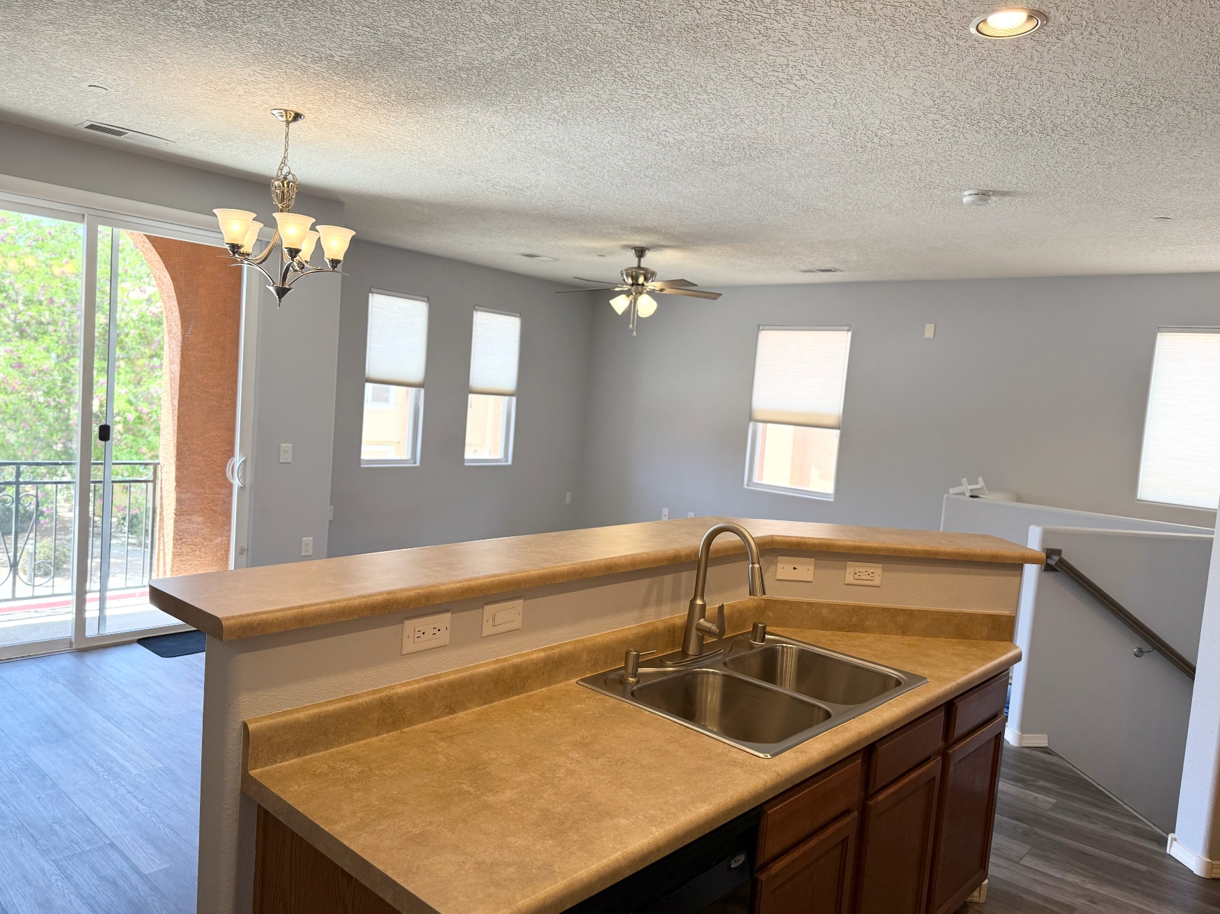 Kitchen Island - 601 Menaul Blvd NE