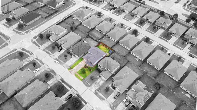 Building Photo - 29215 Jacobs River Dr