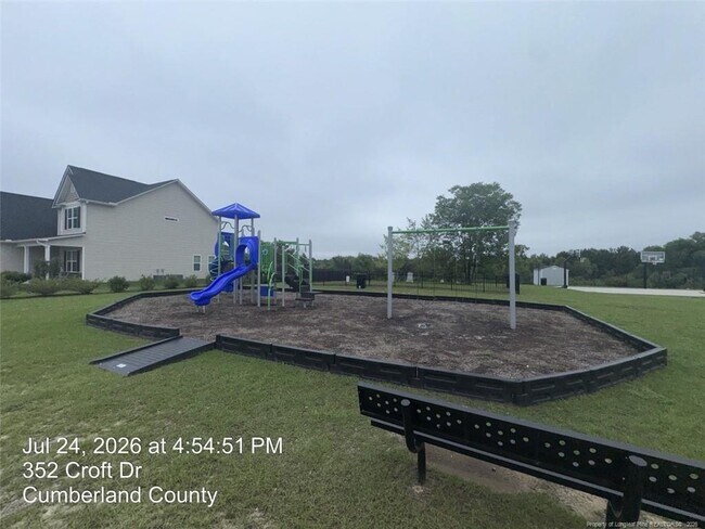 Building Photo - 4220 Pleasantburg Dr
