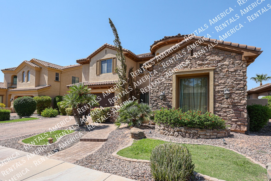 Building Photo - 130 W Tonto Dr