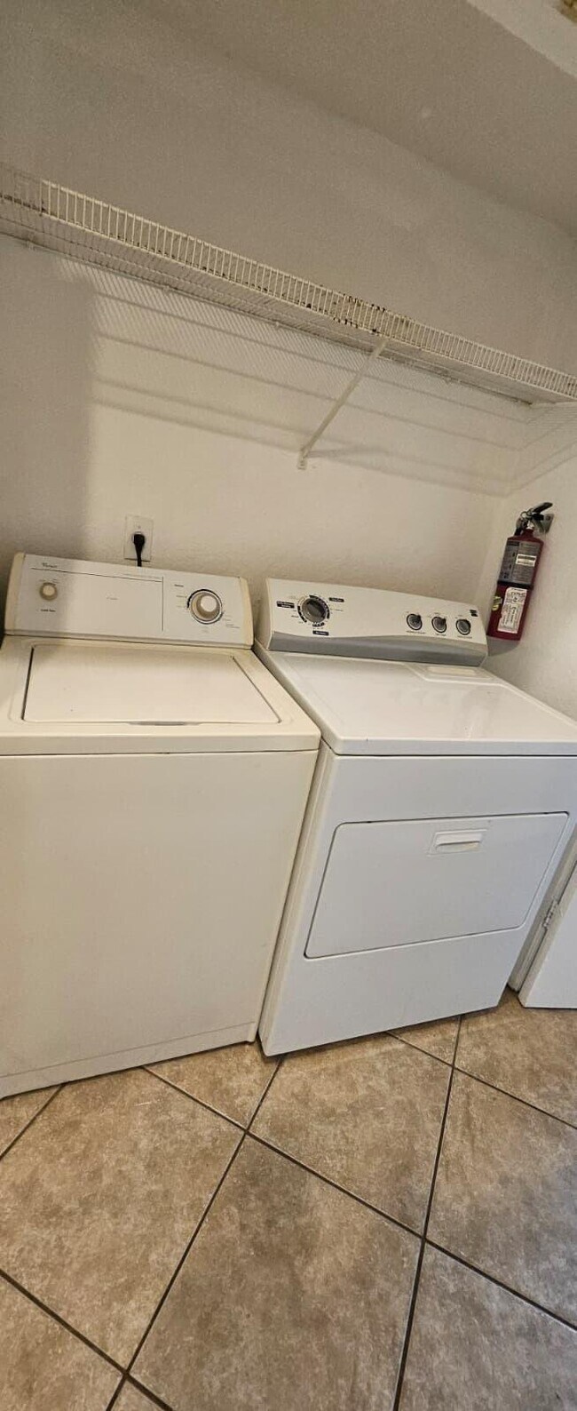 Building Photo - 4915 Springfield St