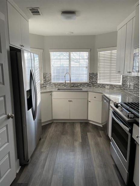 Building Photo - 5000 Edenbourgh Ln