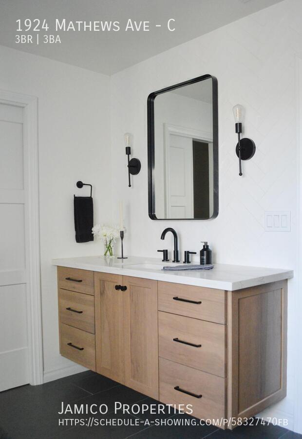 Building Photo - 1924 Mathews Ave