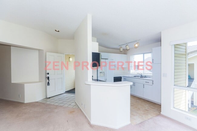 Building Photo - 2 Bedroom, 2 Bath, 2 Car Garage for rent a...
