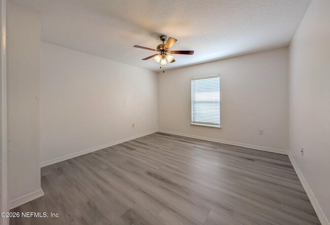 Building Photo - 5430 Shady Pine St S