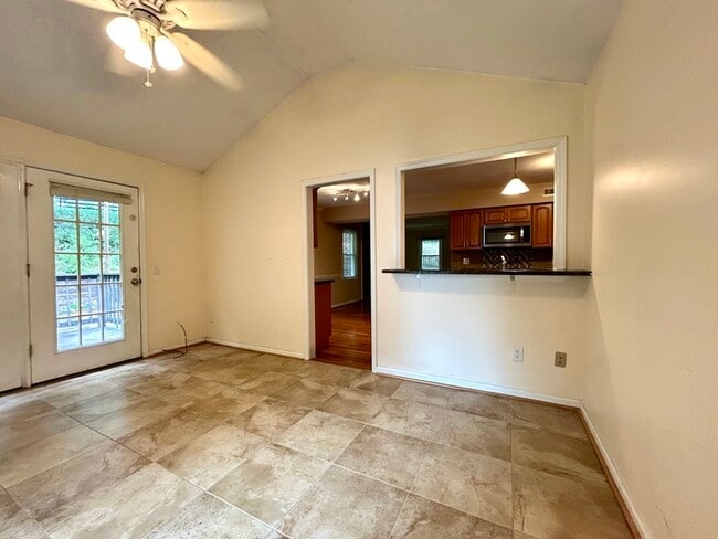 Building Photo - 1210 Somersby Ln