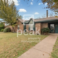 Building Photo - $1365! 2 Bed/ 2 Bath Duplex! $800 savings if you apply before 4/23!