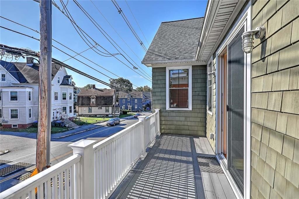 Building Photo - 400 Hope St