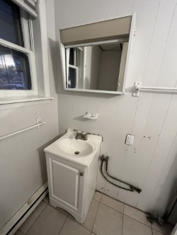 Building Photo - 298 3rd St