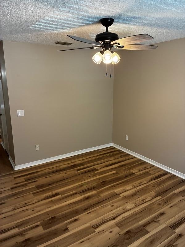 Building Photo - 11671 Tanager Dr