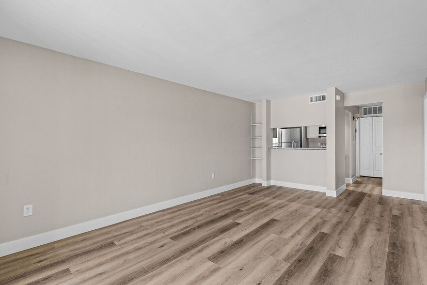 Interior Photo - Residences at Maravilla