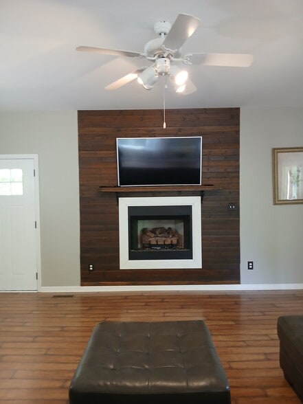 Building Photo - 3317 Birdsong Rd