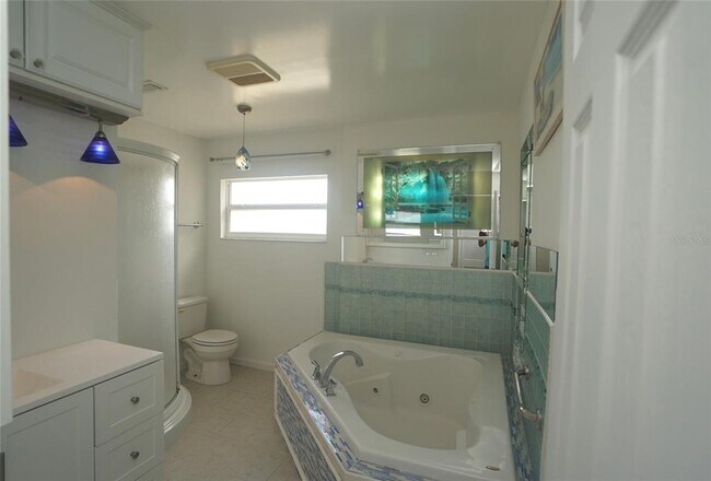 Building Photo - 3603 S Belcher Dr