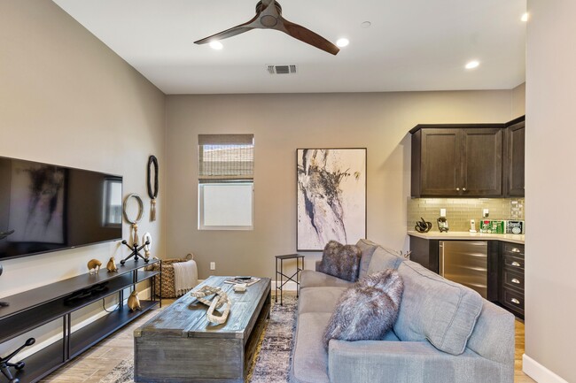 Building Photo - 51790 S Two Palms Way