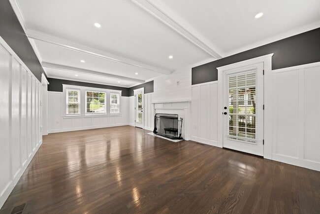 Building Photo - 37 Wolcott Rd