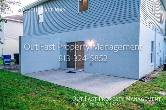 Building Photo - 5006 Beechcraft Way